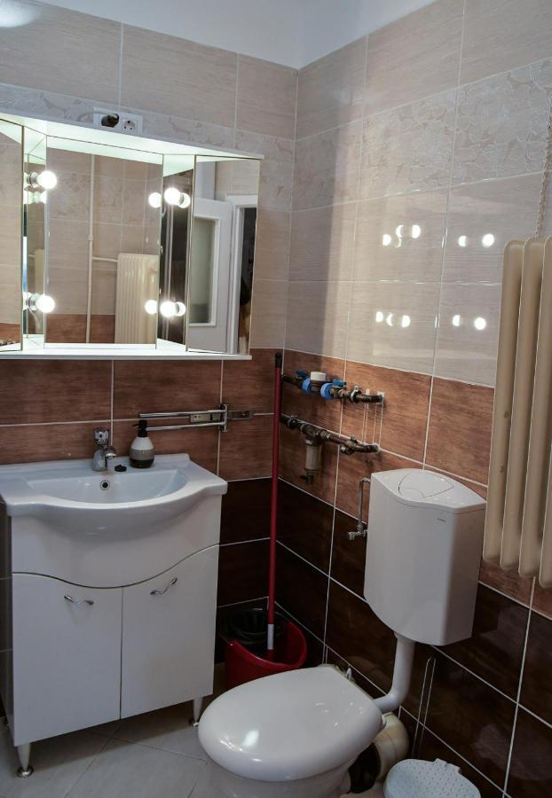 Bálint Apartman - In the heart of Miskolc Esterno foto