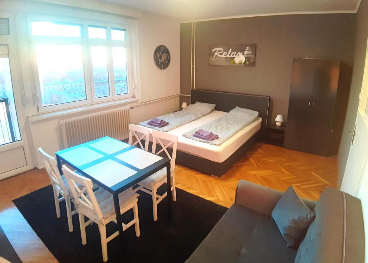 Bálint Apartman - In the heart of Miskolc Esterno foto